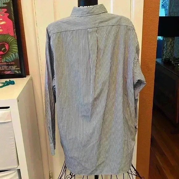 Ralph Lauren Button Down Shirt-Sz 17 1/2-35 - Picture 4 of 4